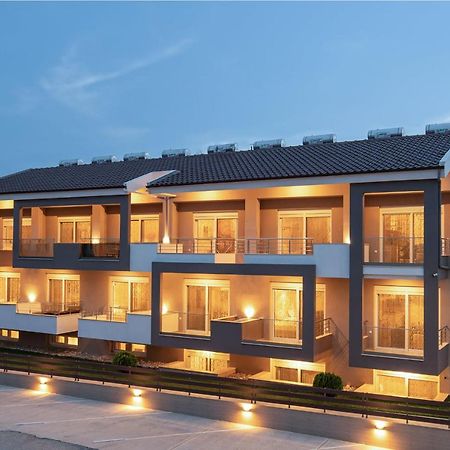Sithonia Suites Luxury 2 Beds Studio, Semi-Ground Floor Nikiti  Extérieur photo
