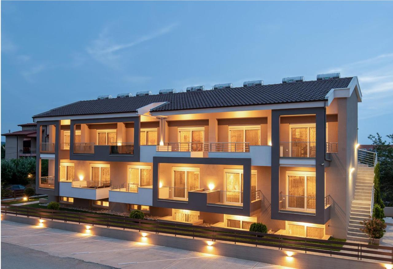 Sithonia Suites Luxury 2 Beds Studio, Semi-Ground Floor Nikiti  Extérieur photo